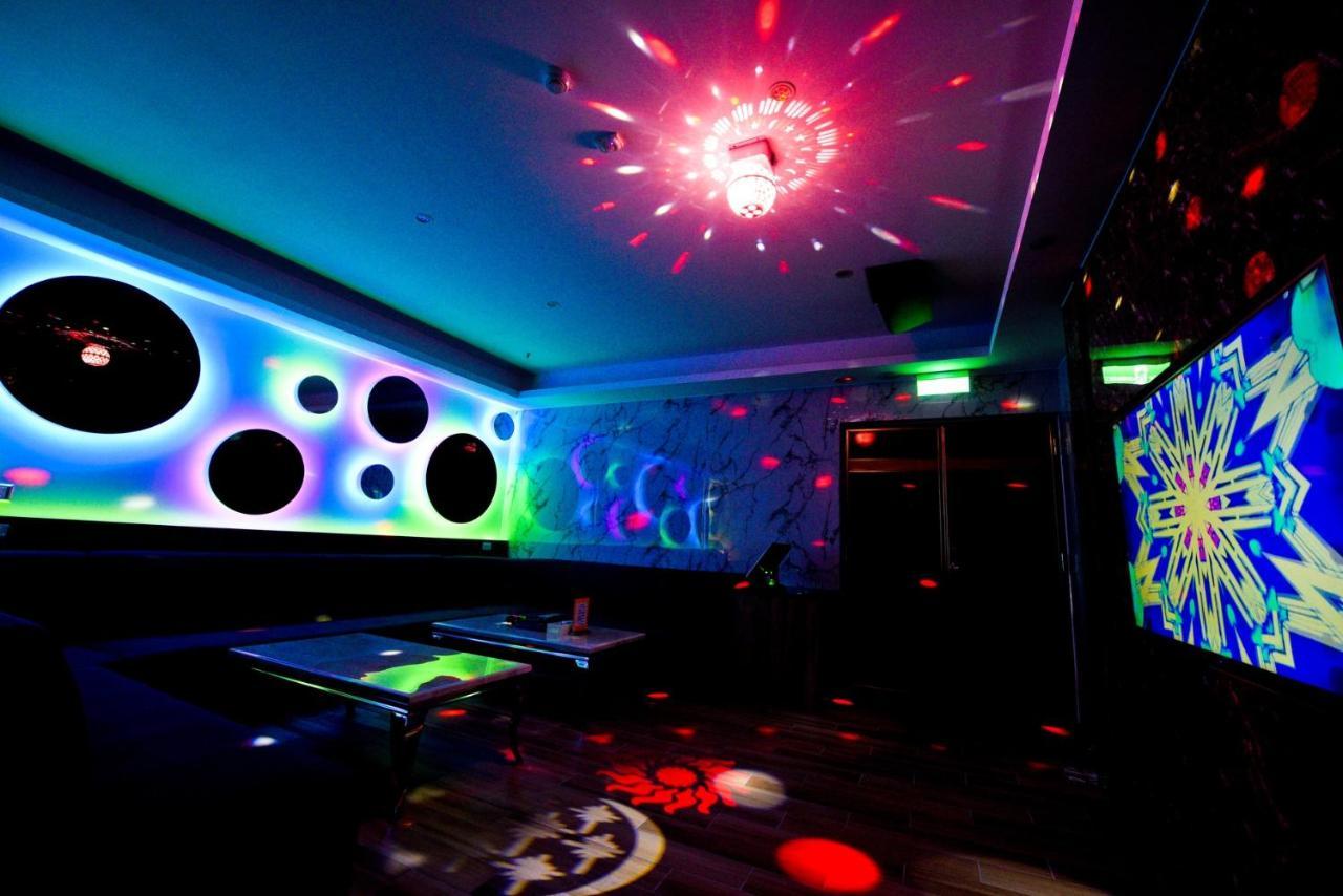 W3 Motel Luzhu Buitenkant foto