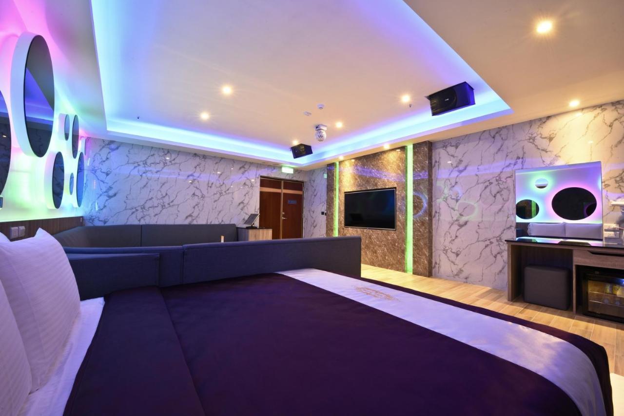 W3 Motel Luzhu Buitenkant foto