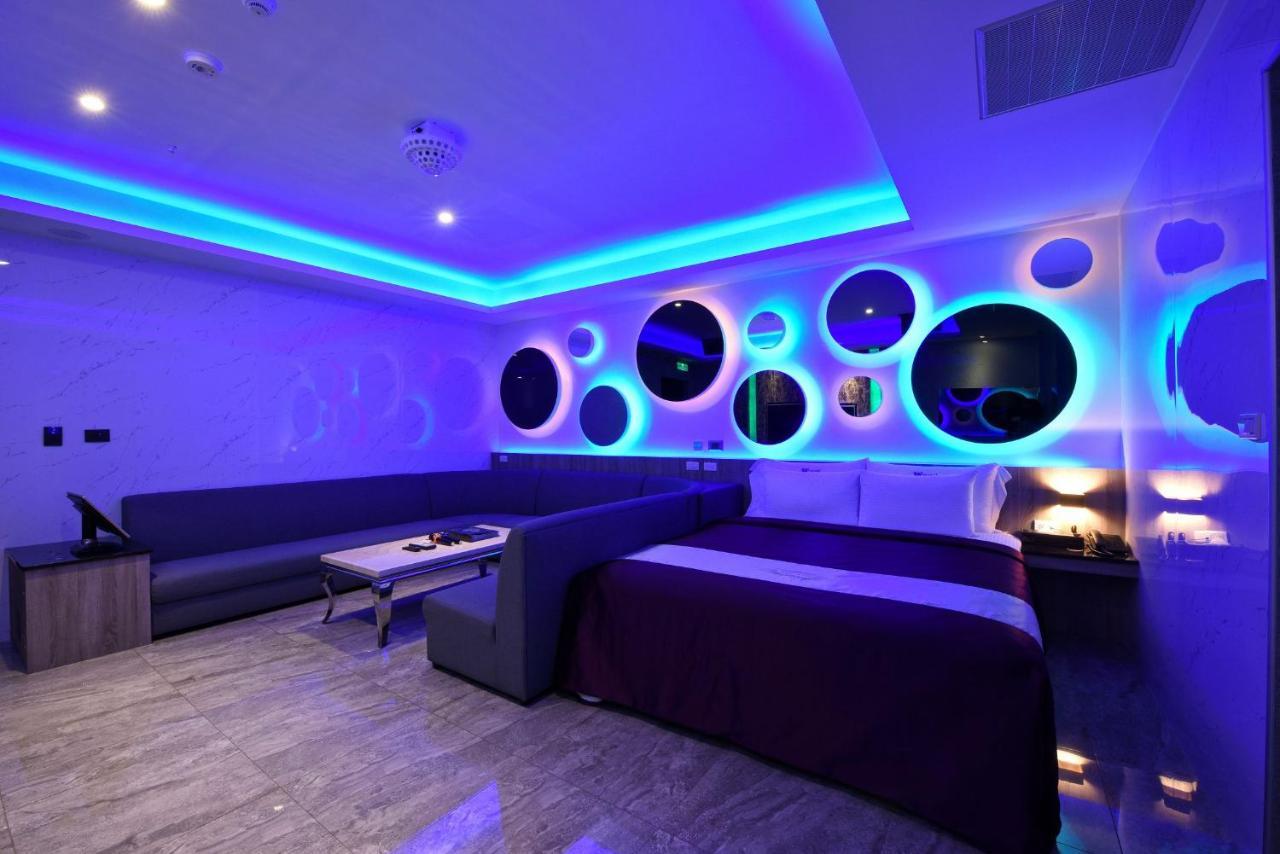 W3 Motel Luzhu Buitenkant foto