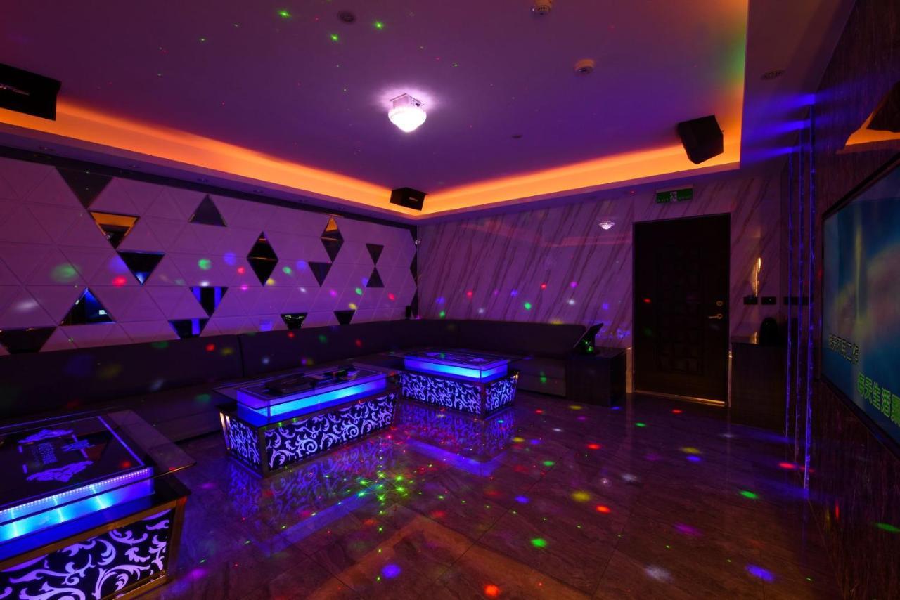 W3 Motel Luzhu Buitenkant foto