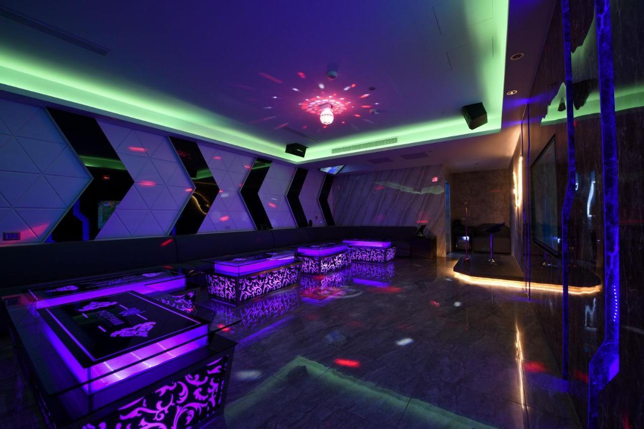 W3 Motel Luzhu Buitenkant foto